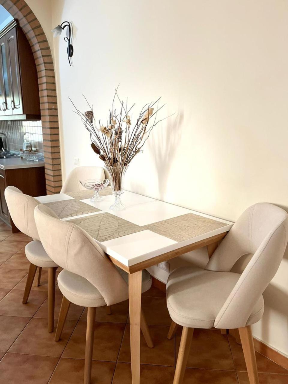 Iljazi'S Apartaments Vlorë エクステリア 写真